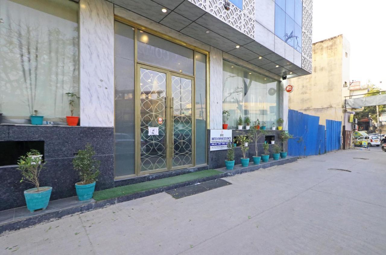 Hotel Ronit Royal Delhi Airport By D'Capitol Нью-Дели Экстерьер фото