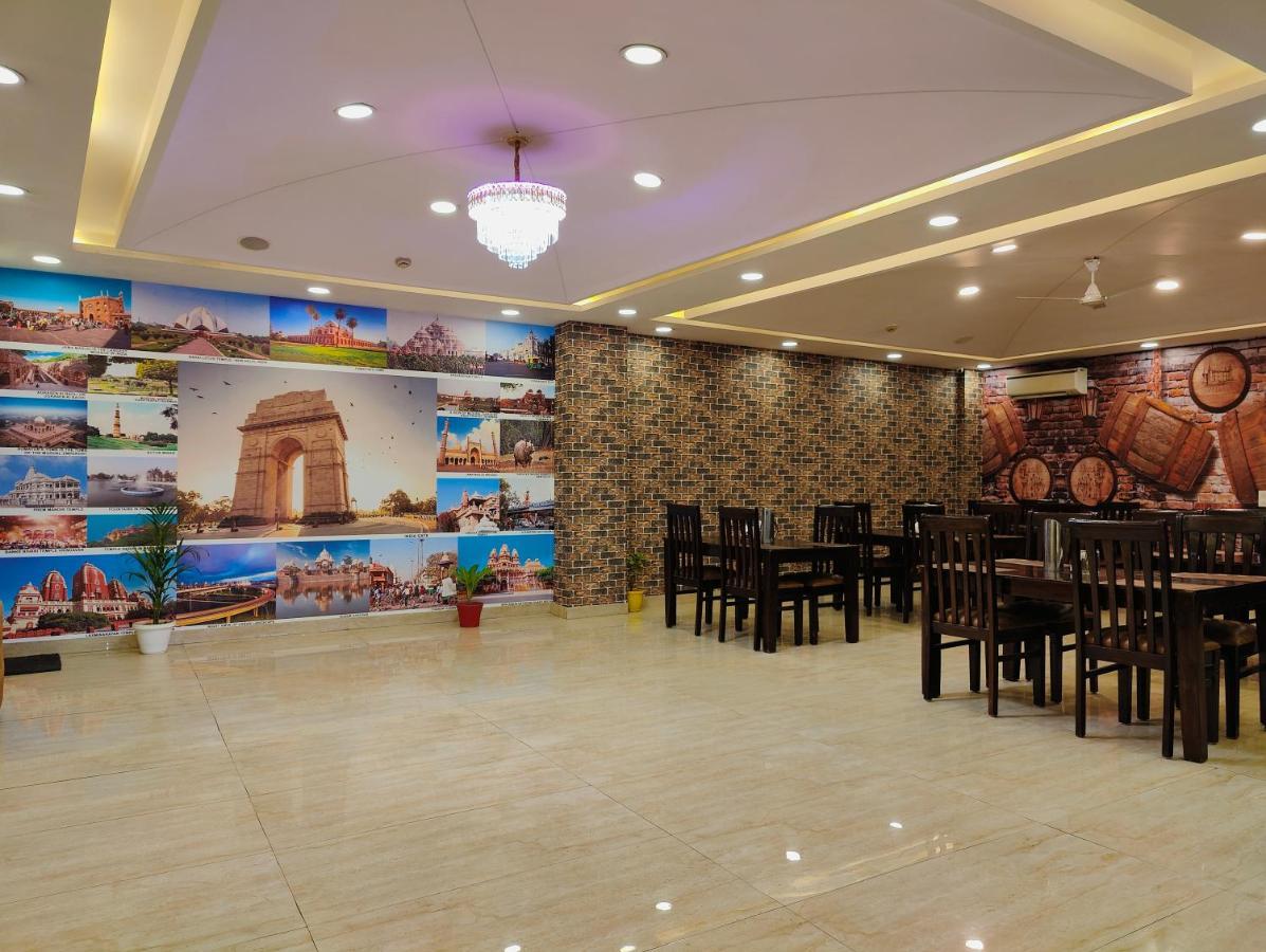 Hotel Ronit Royal Delhi Airport By D'Capitol Нью-Дели Экстерьер фото