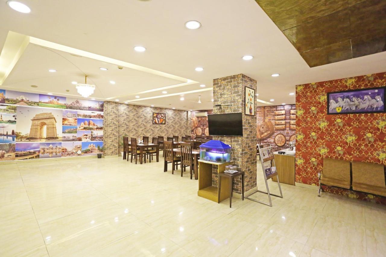 Hotel Ronit Royal Delhi Airport By D'Capitol Нью-Дели Экстерьер фото