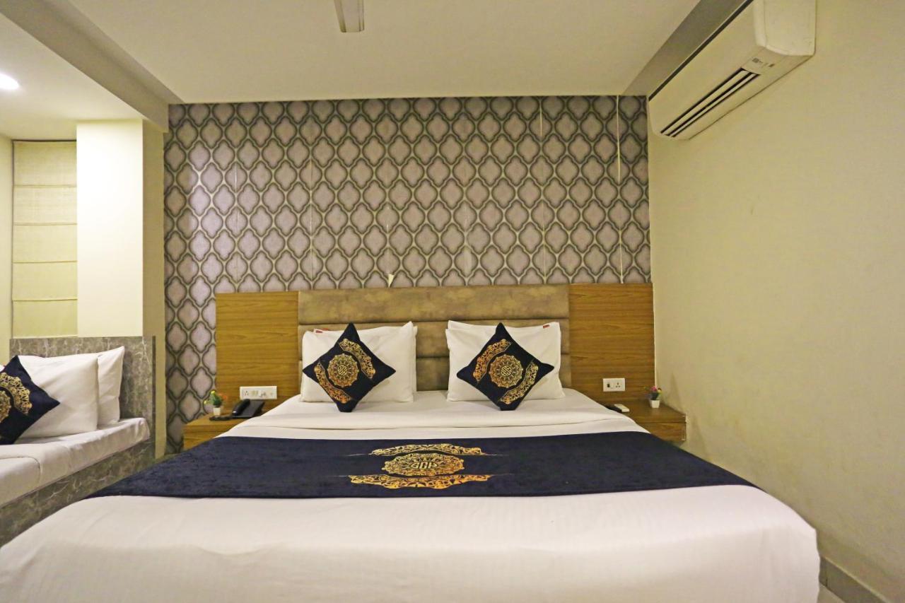 Hotel Ronit Royal Delhi Airport By D'Capitol Нью-Дели Экстерьер фото